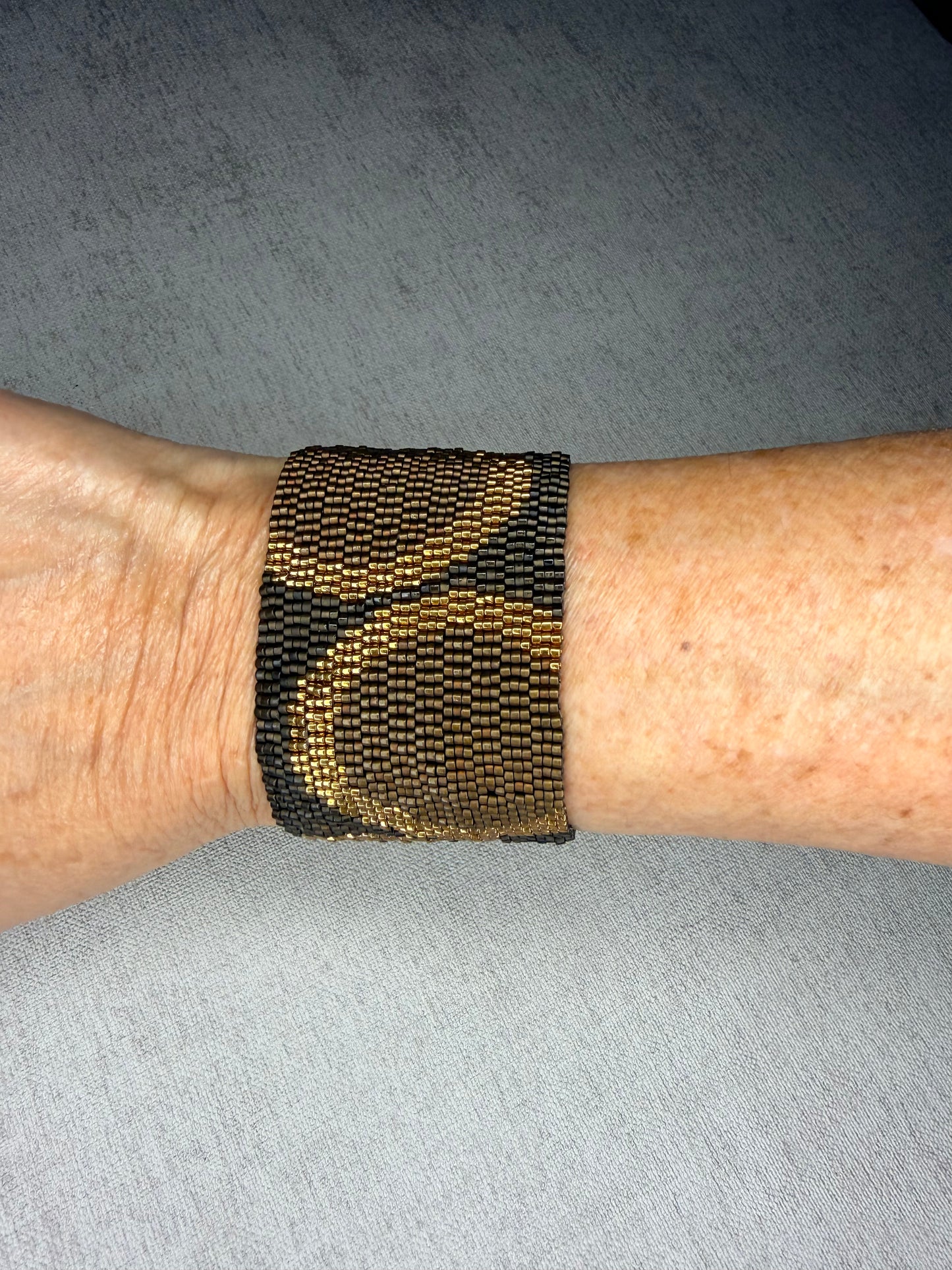 P151 Pulsera Fluidez Cobriza