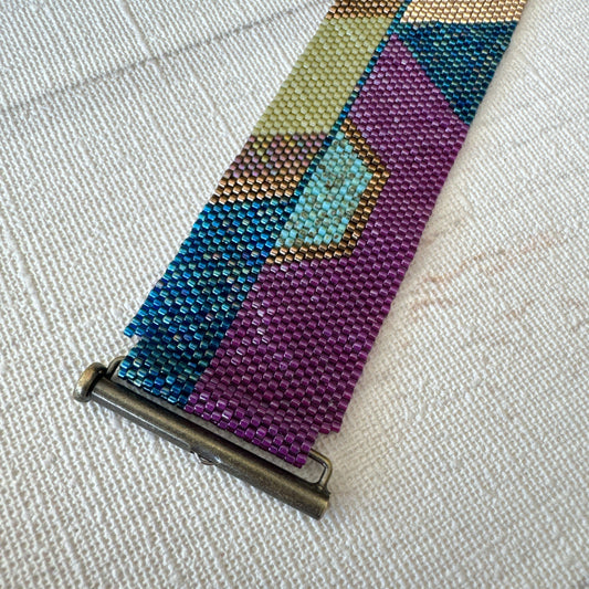 P137 Pulsera Prismática