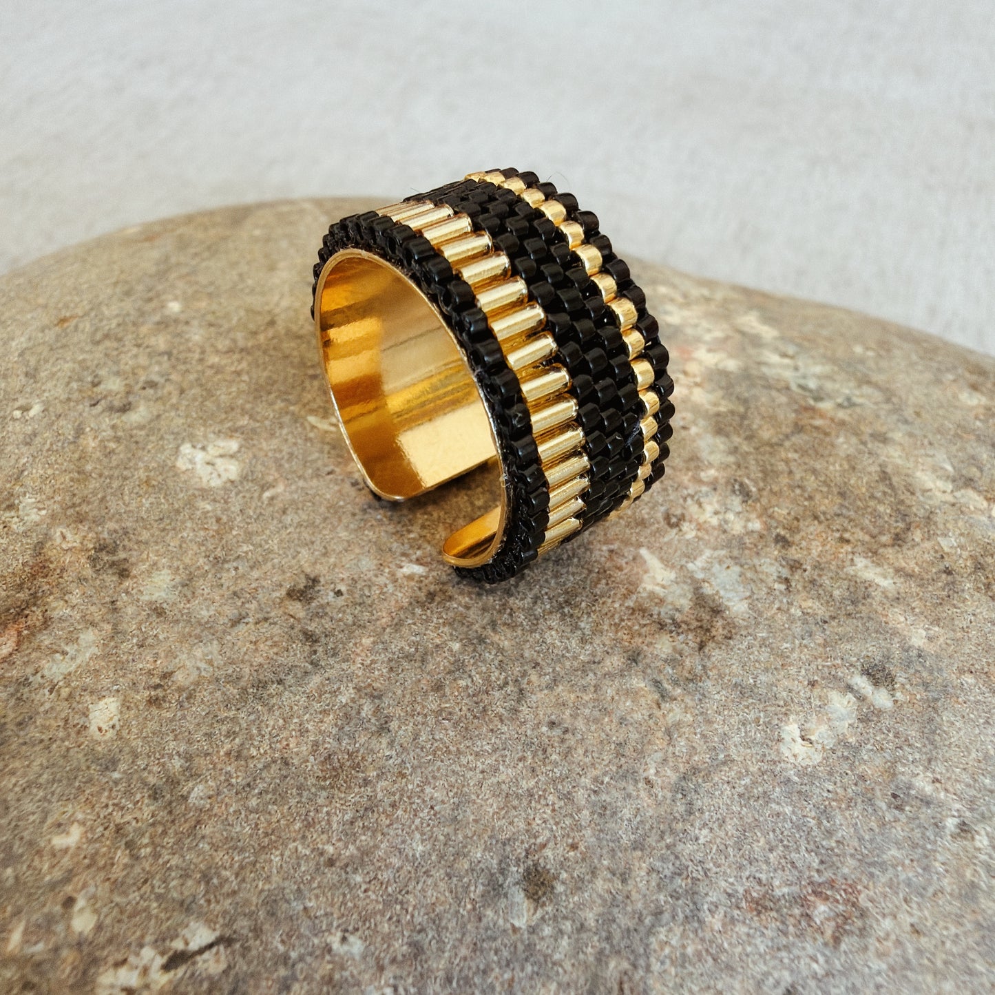 A060 Anillo Compás Dorado