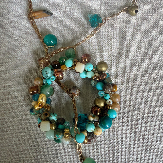 C078 Collar Pluma Turquesa