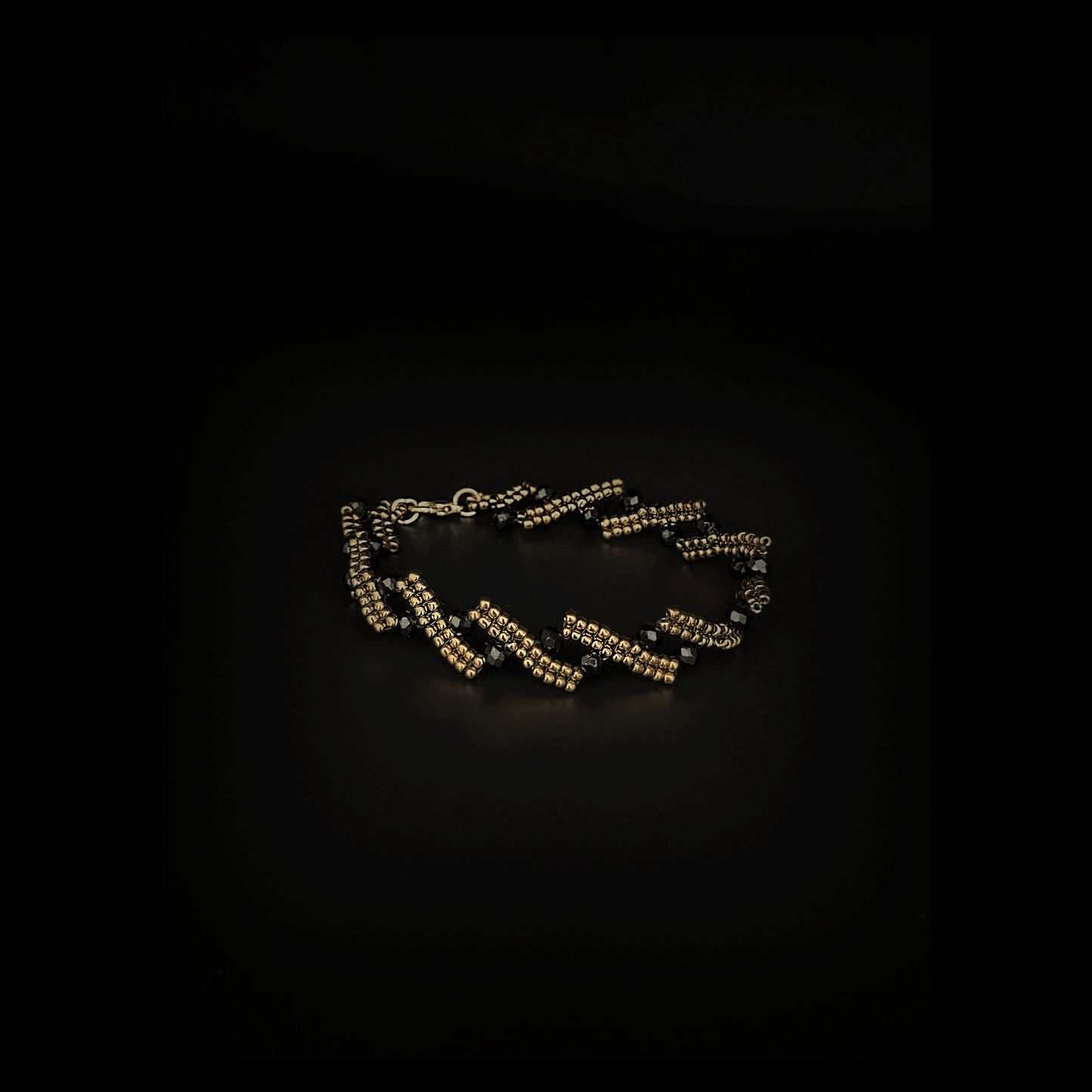 P066 Pulsera Faceta Sutil