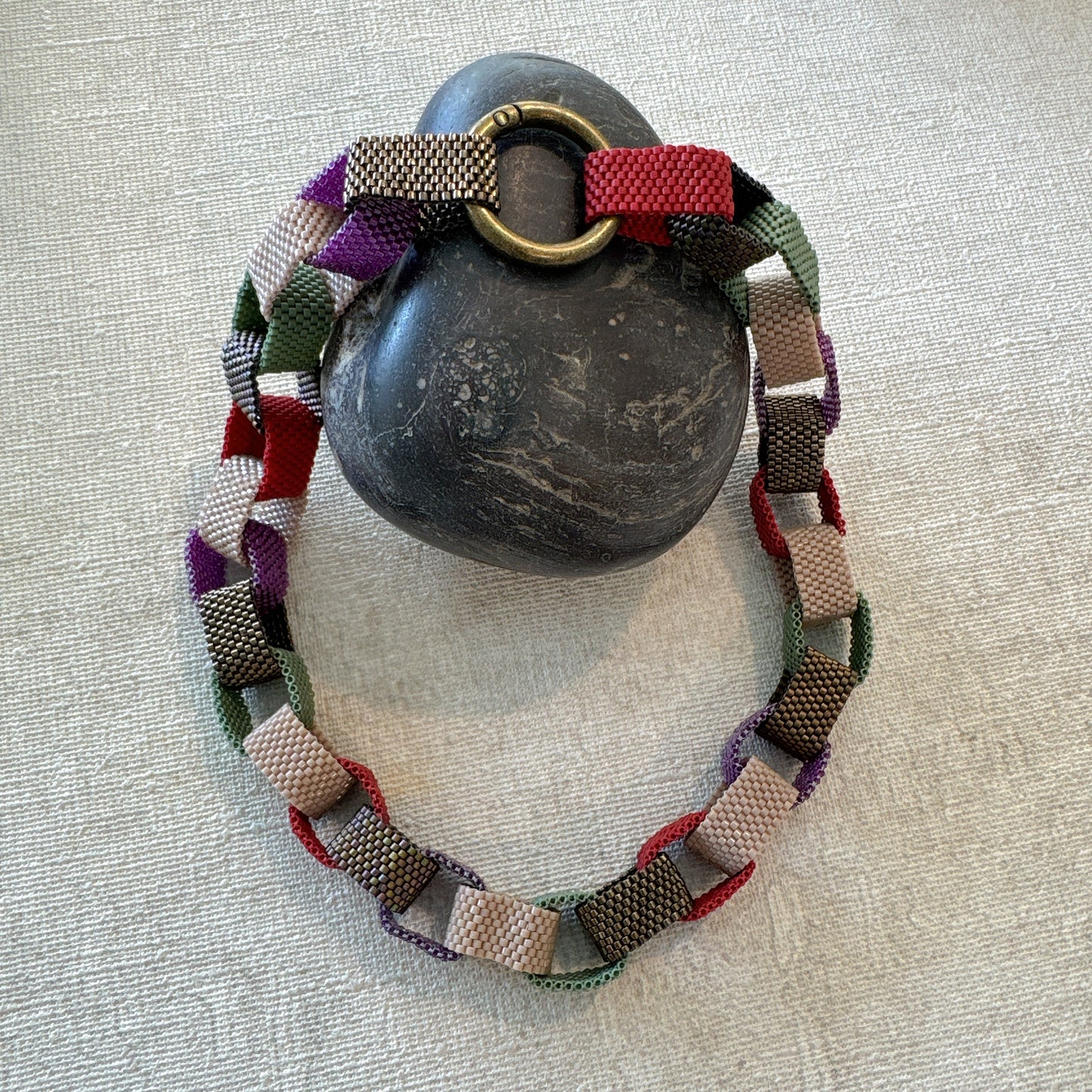 C034 Collar Colorloop