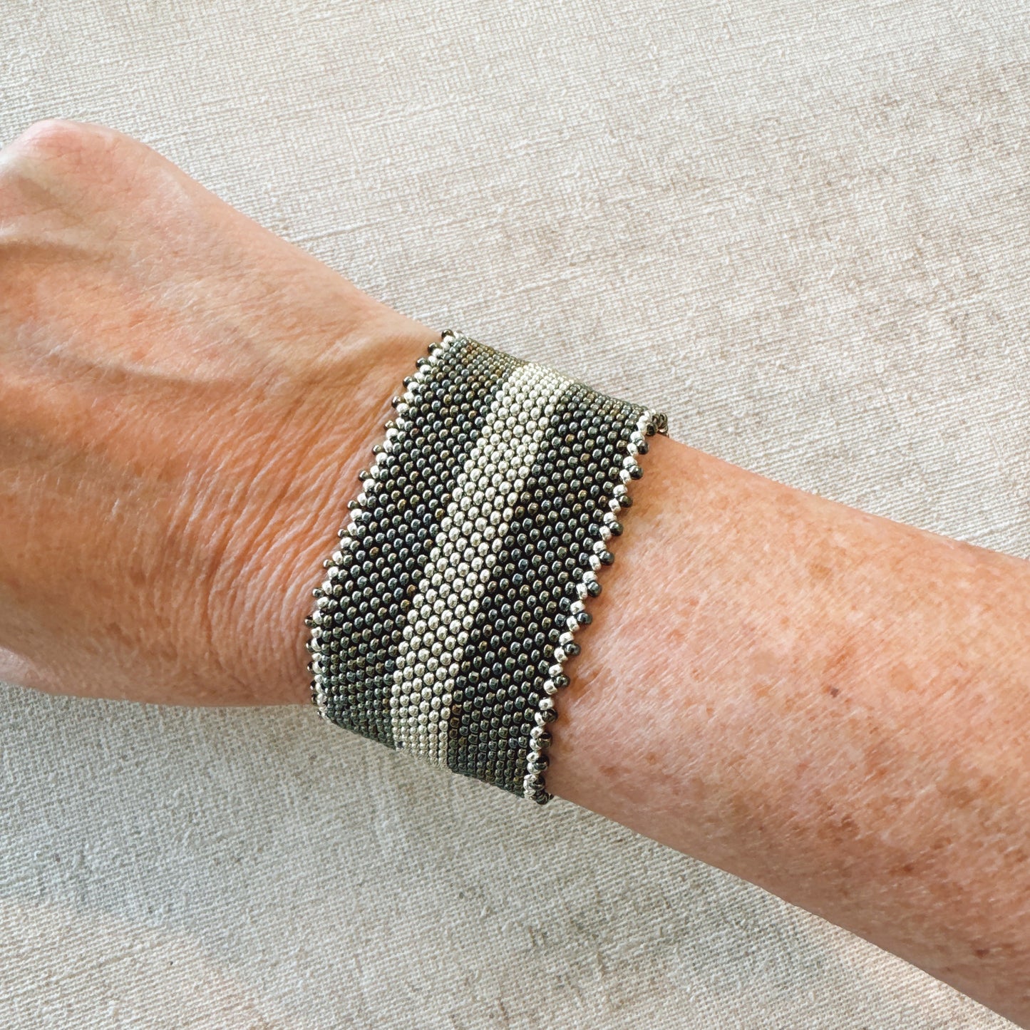 P116 Pulsera Plata Nocturna