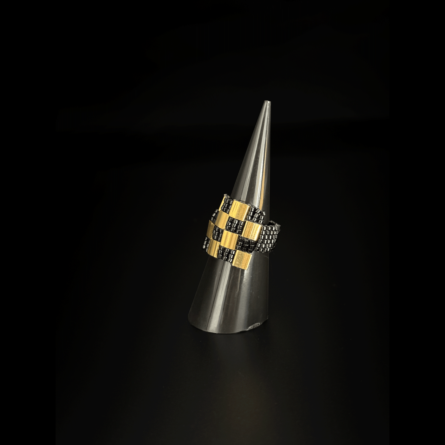 A038 Anillo Dama de Ajedrez