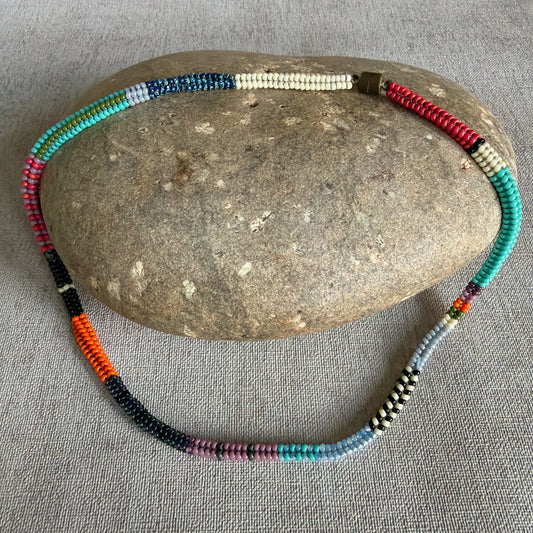 C066 Collar Trama Urbana