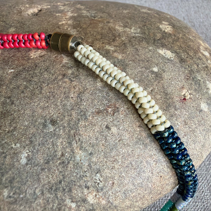 C066 Collar Trama Urbana