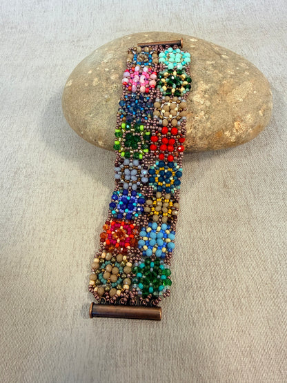 P152 Pulsera Estallido Floral