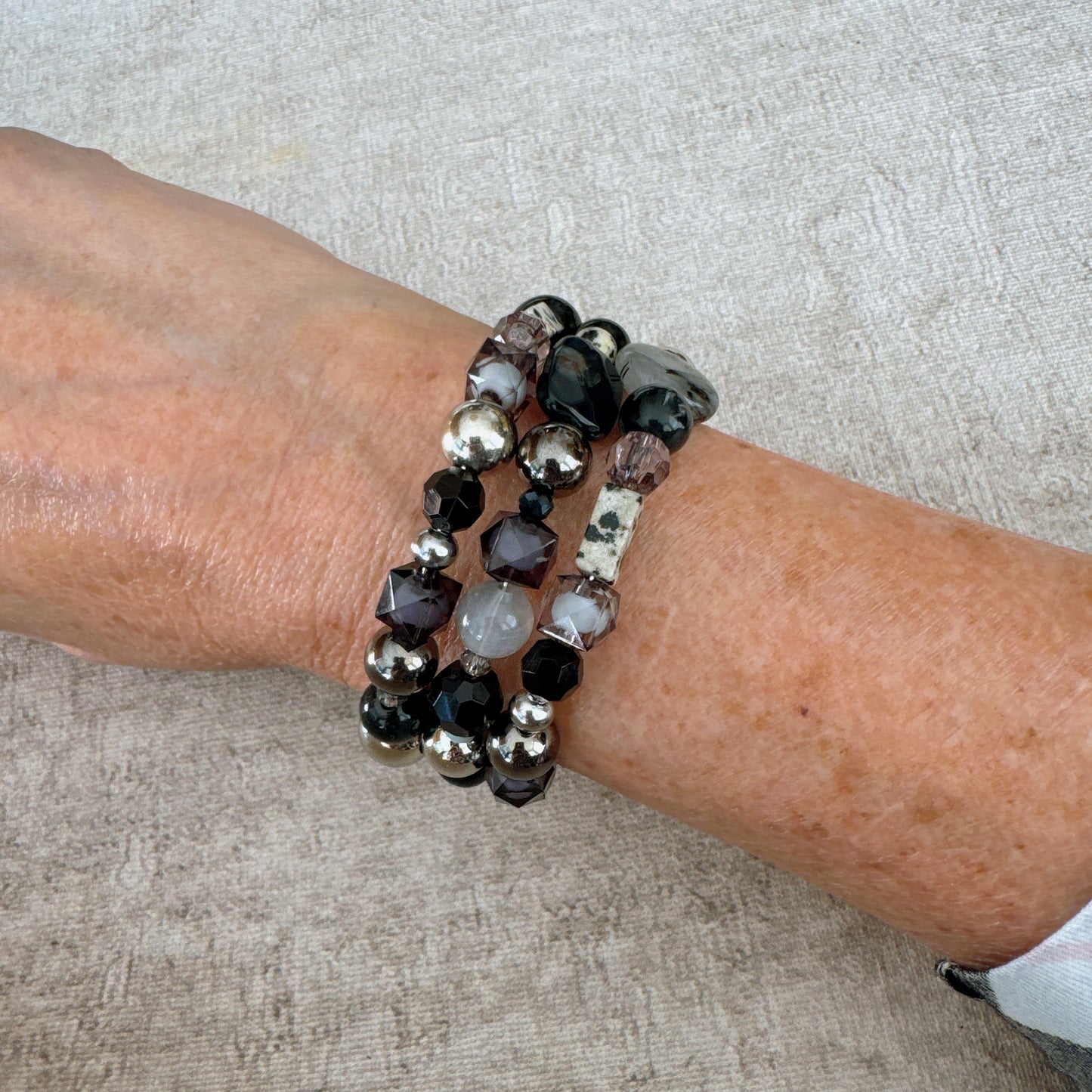 P128 Puklsera Rastro de Granito