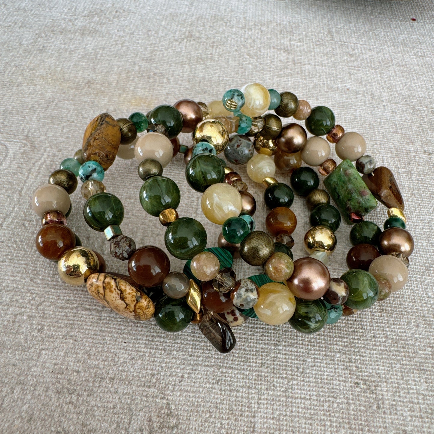 P127 Pulsera Raíz Esmeralda