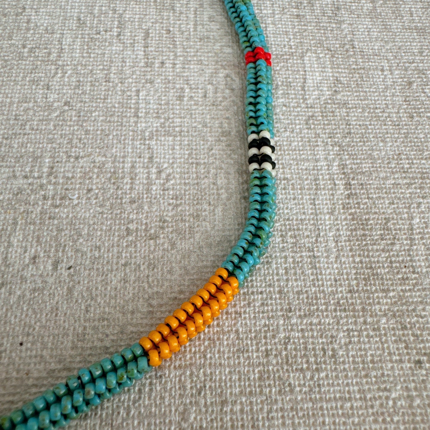 C040 Collar Latido Pacífico