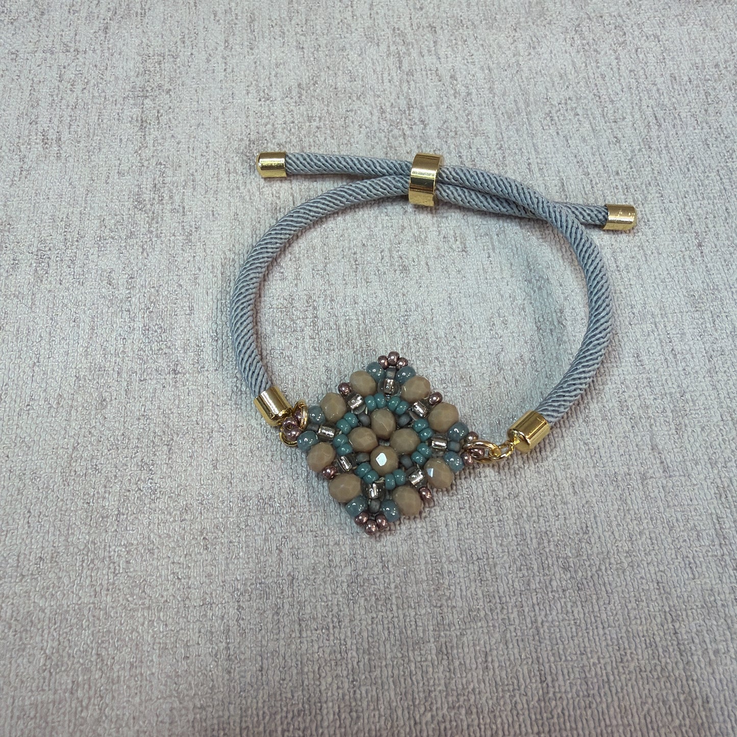 P163 Pulsera Flor Urbana I