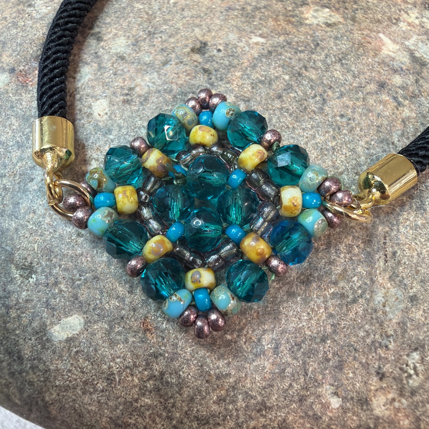 P169 Pulsera Flor Urbana VII