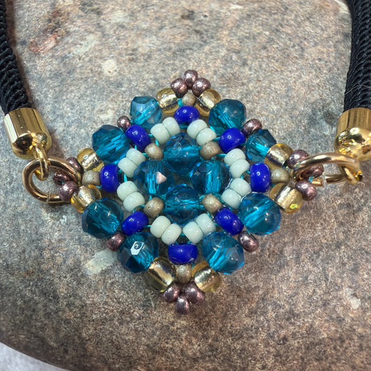 P172 Pulsera Flor Urbana X