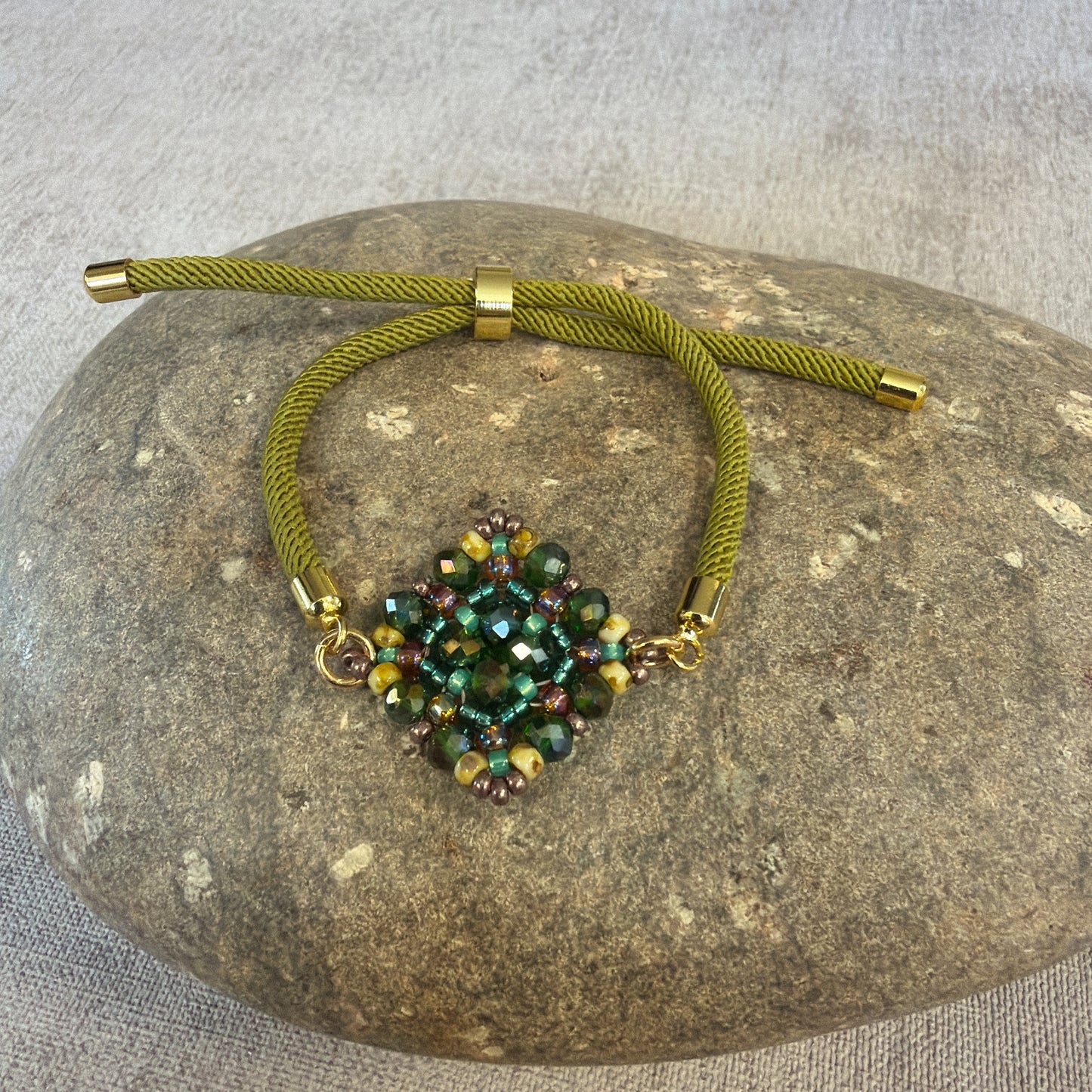 P177 Pulsera Flor Urbana XV