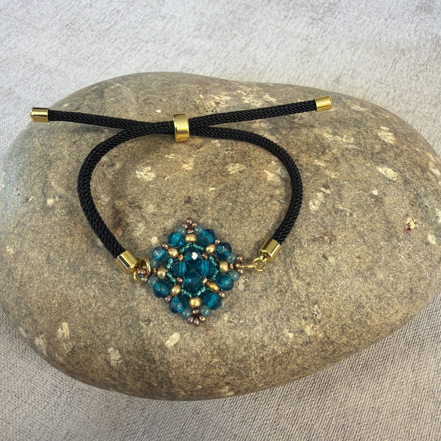 P179 Pulsera Flor Urbana XVII