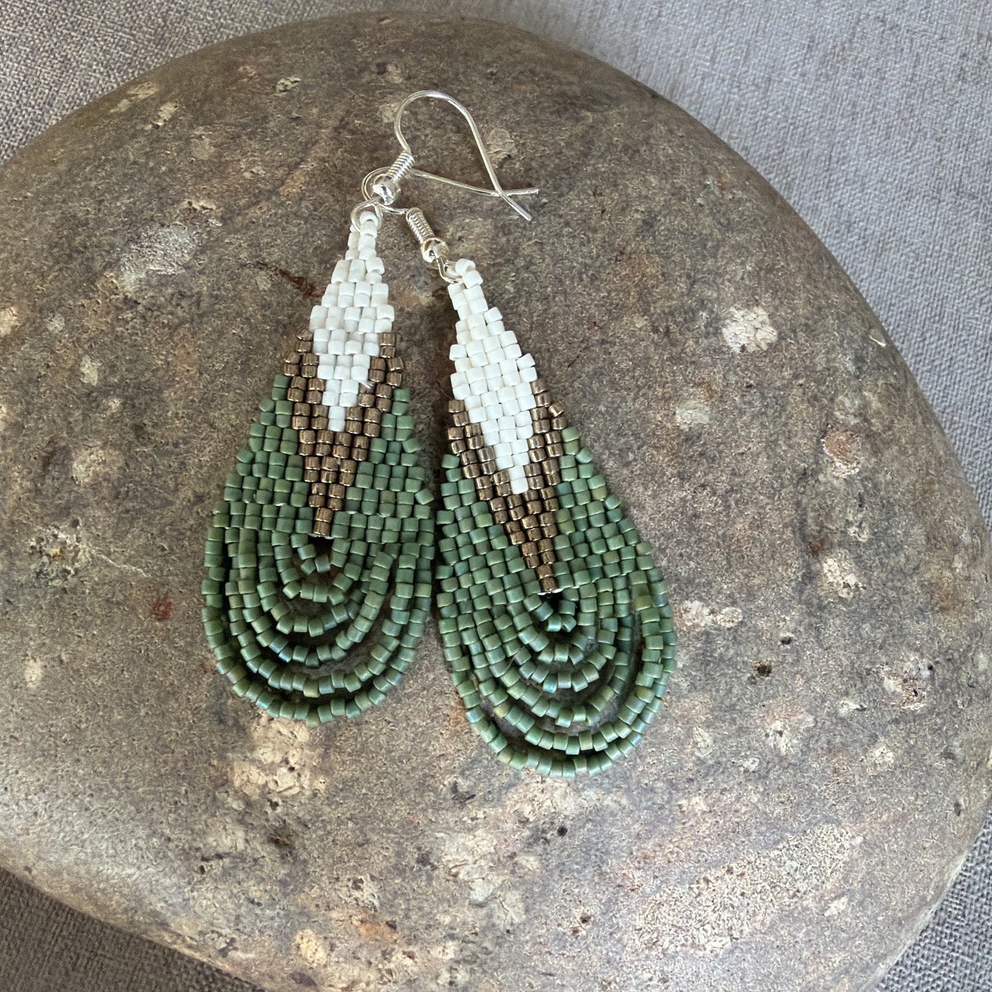 E093 Aros Gota de Oliva