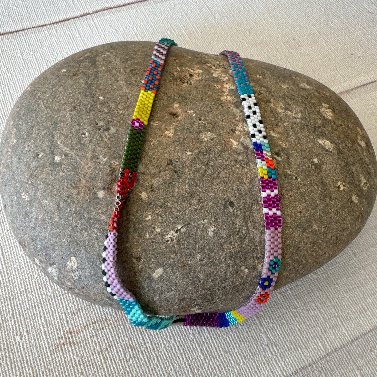 C043 Collar Pulso Lúdico