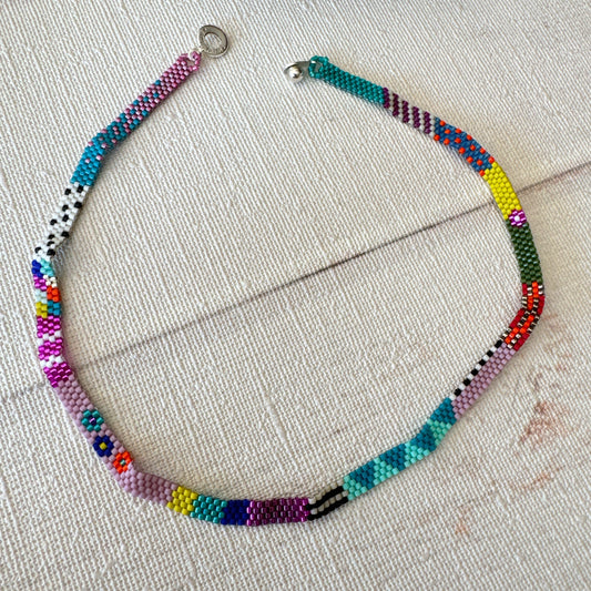 C043 Collar Pulso Lúdico