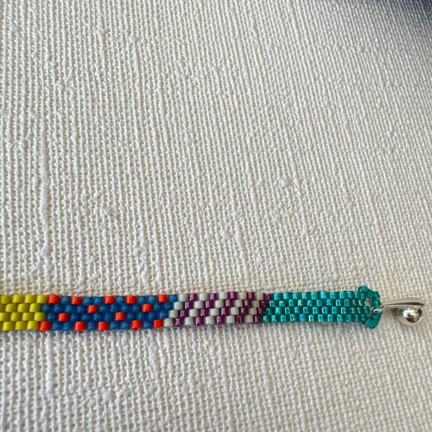 C043 Collar Pulso Lúdico