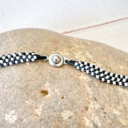 C044 Collar Danza Fragmentada