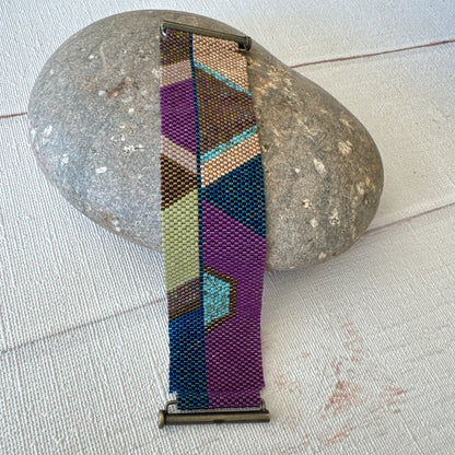 P137 Pulsera Prismática