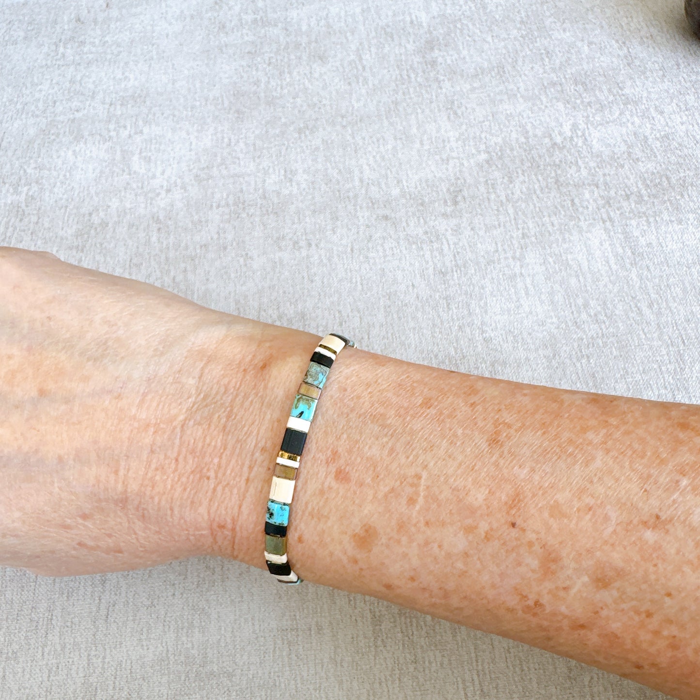 P139 Pulsera Horizonte Turquesa