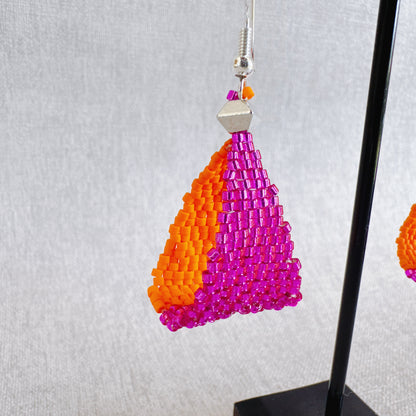 E071 Aros Llama Prisma