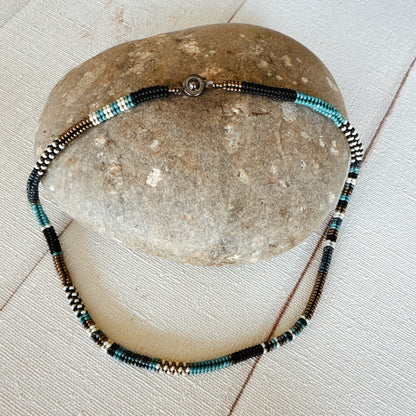 C050 Collar Raudal Calmado