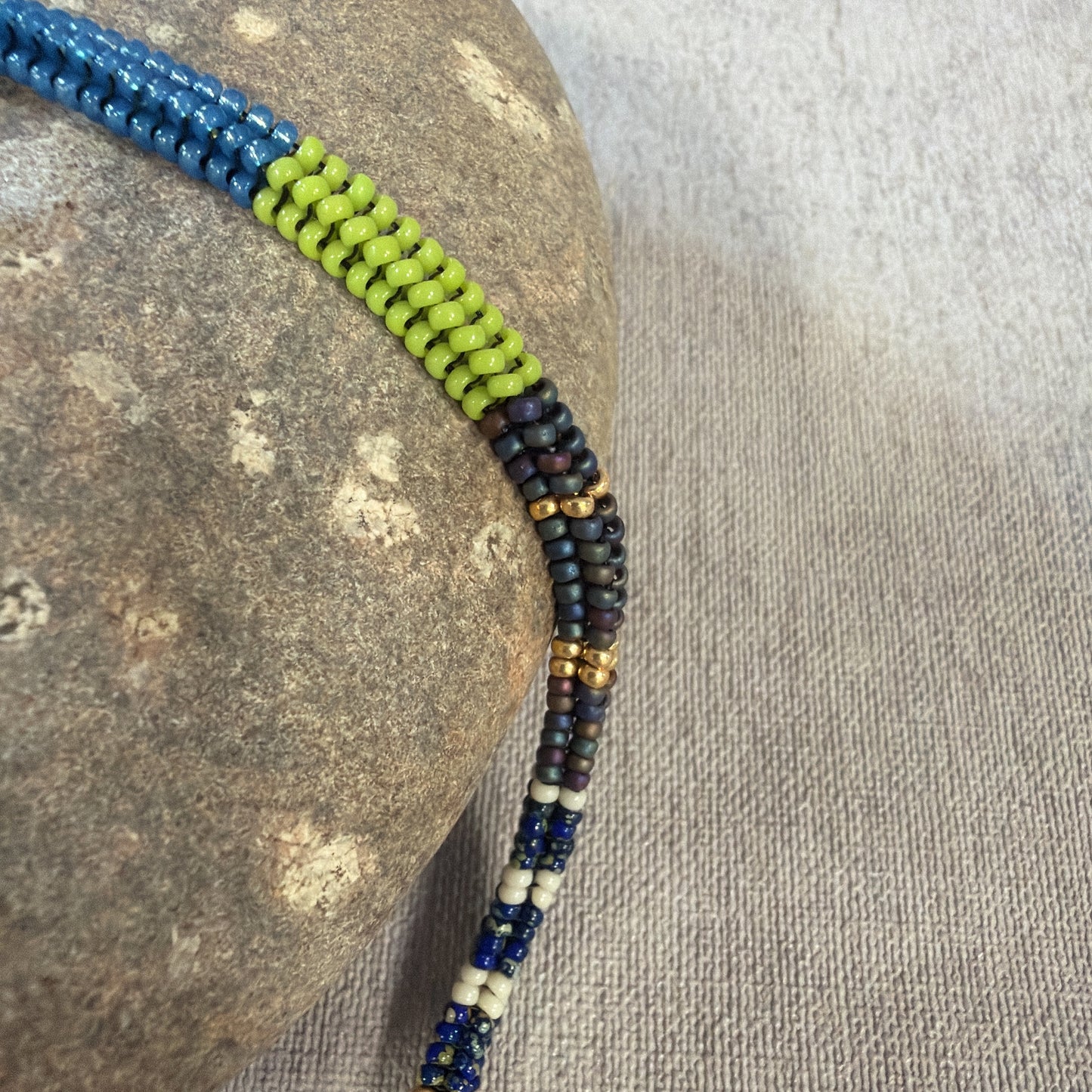 C063 Collar Trama Silvestre