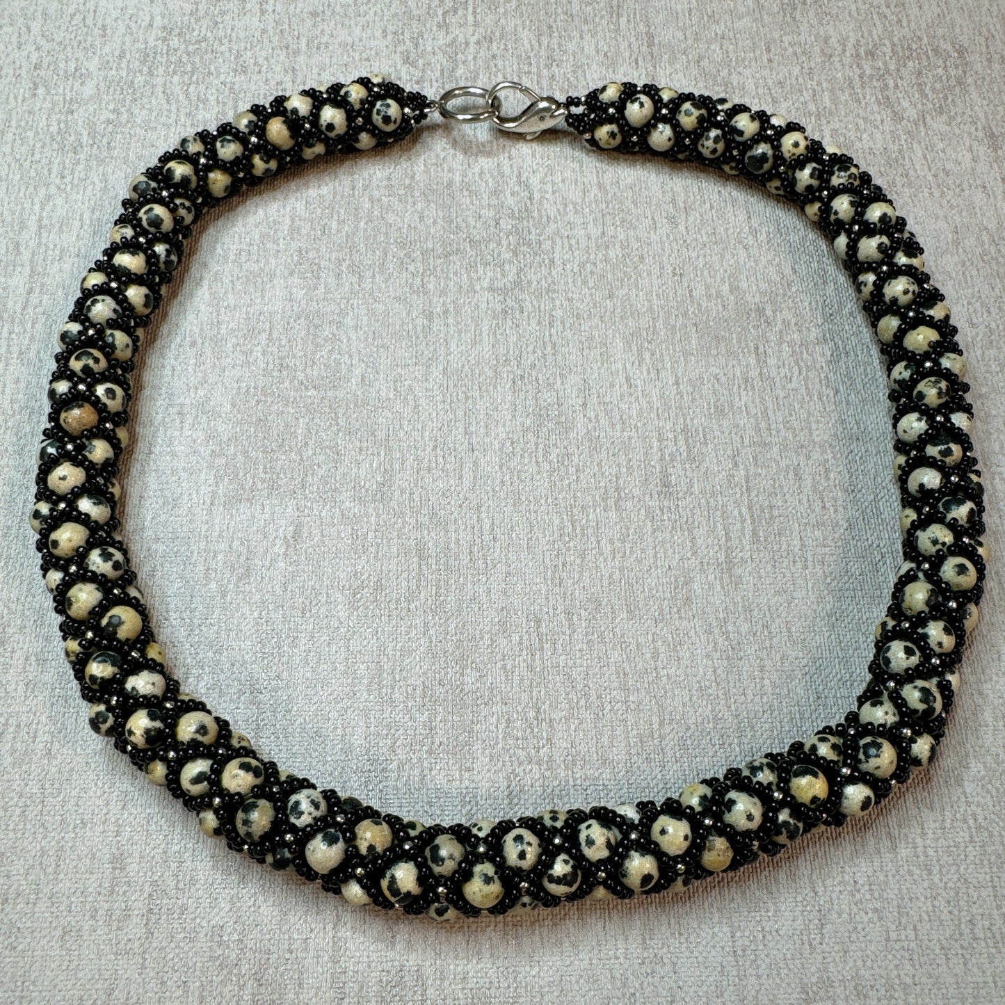 C055 Collar Nudo Lunar