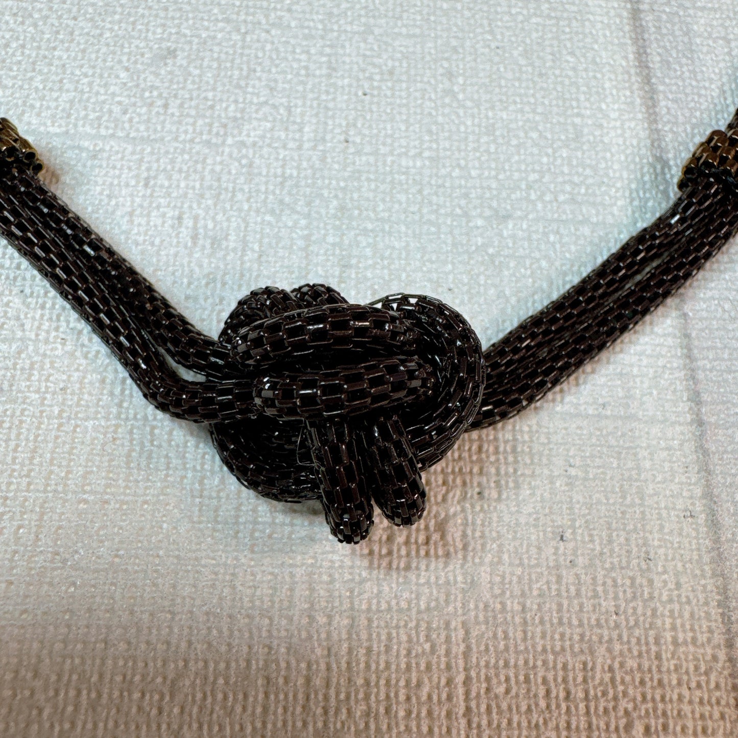 C058 Collar Lazo Profundo