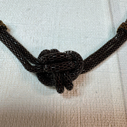 C058 Collar Lazo Profundo