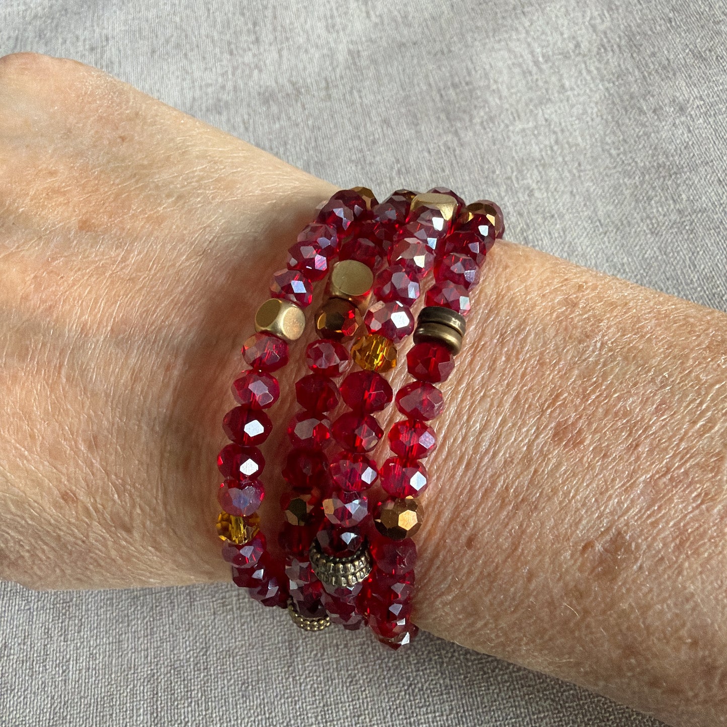 P202 Pulsera Ritual Carmesí