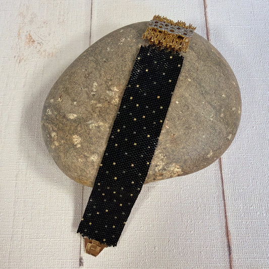 P160 Pulsera Negro Boreal