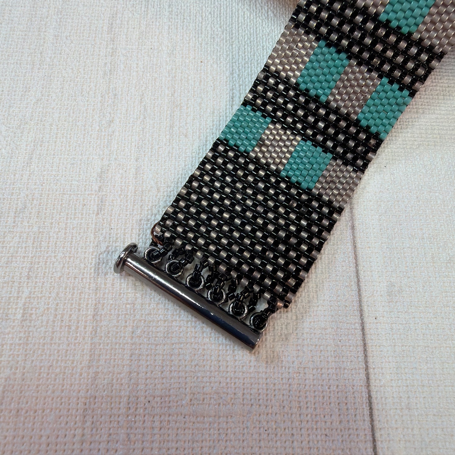 P09 Pulsera Paz Moderna