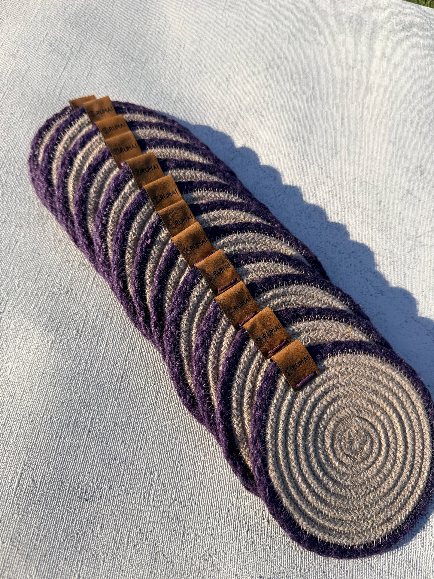D005  Posavasos Raíz Violeta
