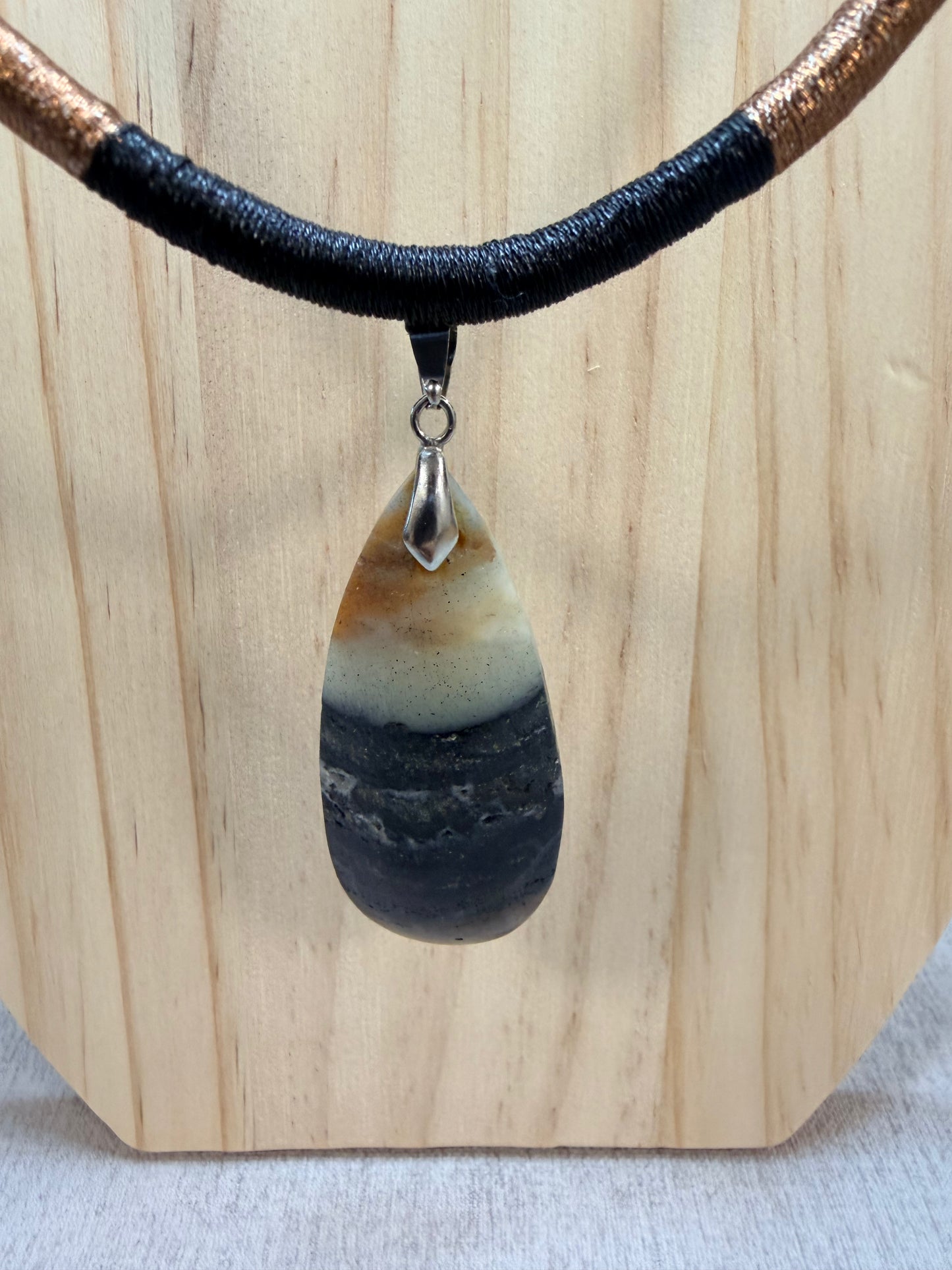 C072 Collar Umbral MIneral