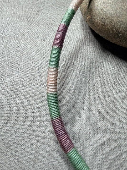 C074 Collar Piedra Pastel