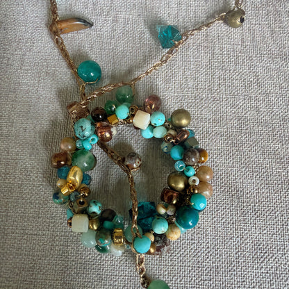 C078 Collar Pluma Turquesa