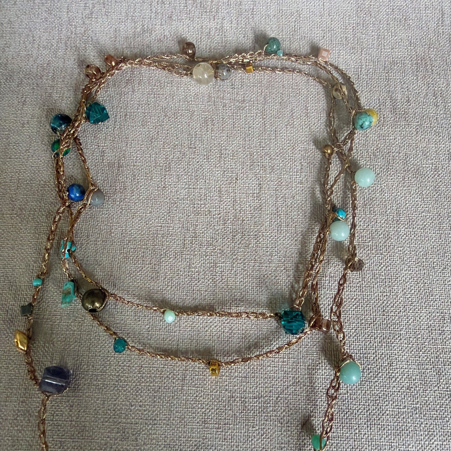 C078 Collar Pluma Turquesa