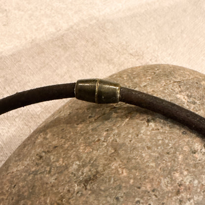 C030 Collar Raíz Cobriza